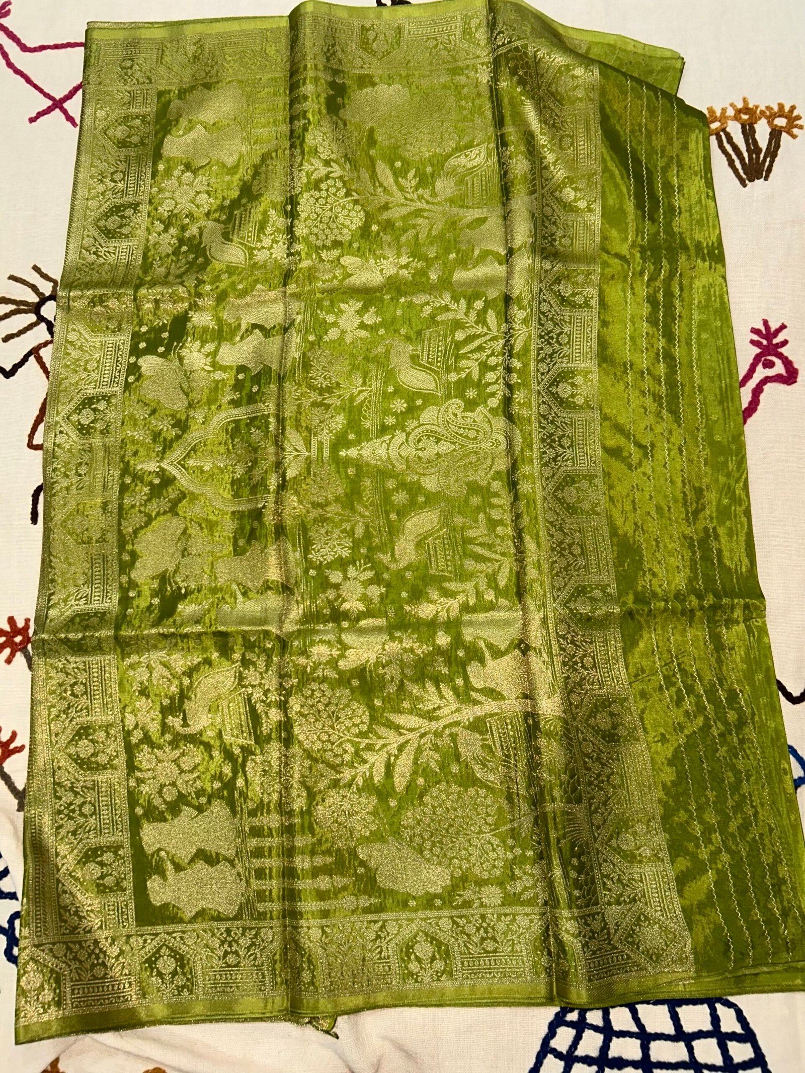 Green Russian HO Banarasi Silk Saree - Image 3